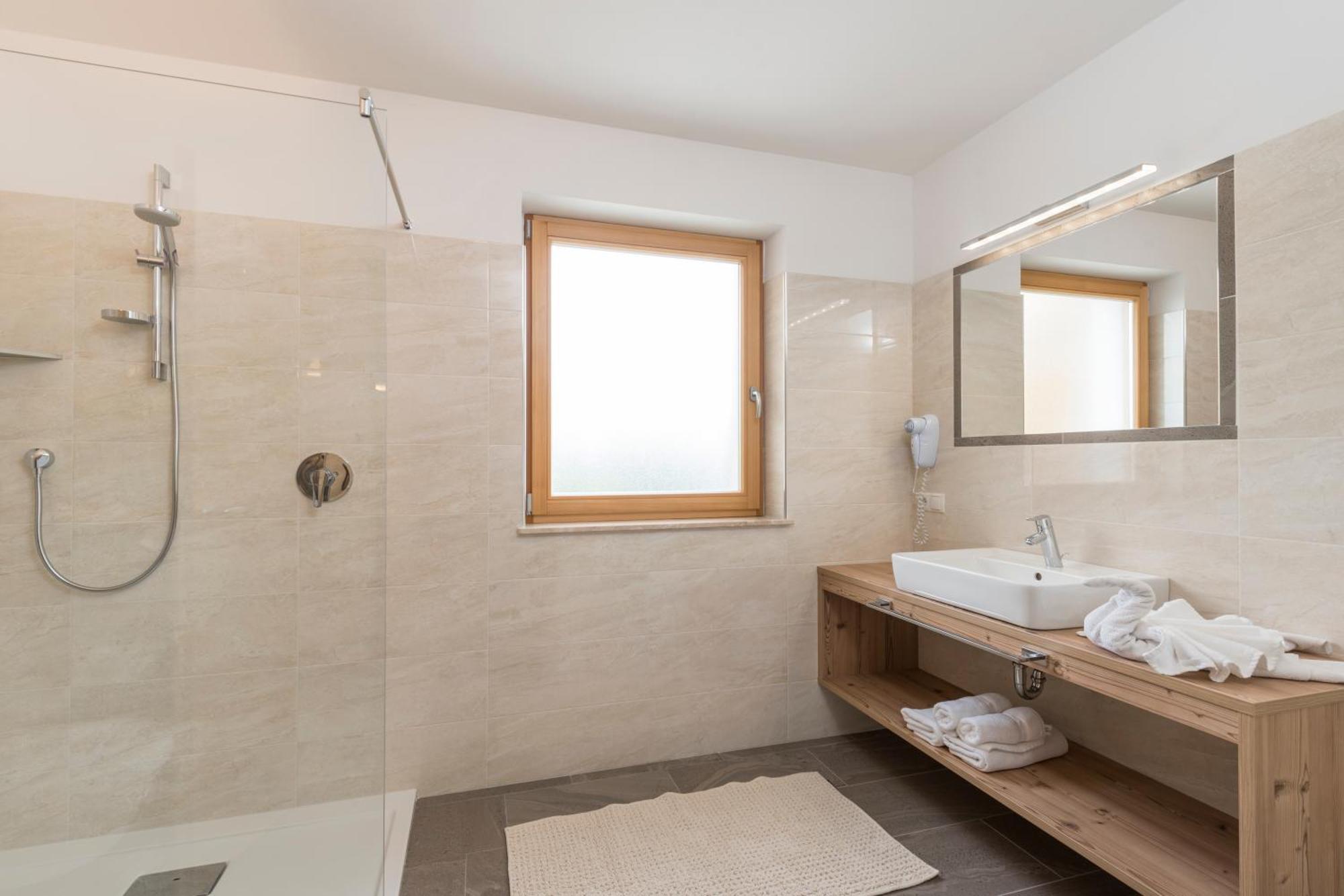 Hotel Schmiedhof Maranza Luaran gambar